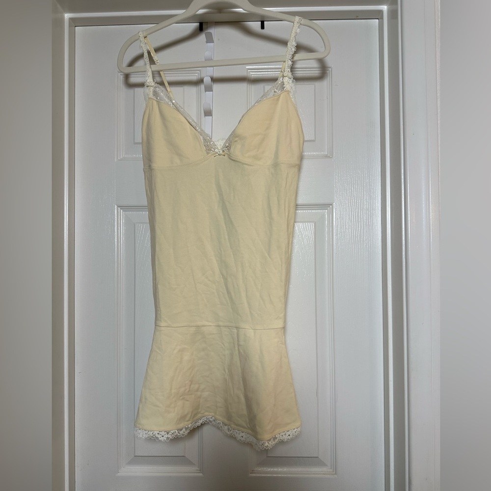 SKIMS Cotton Lace Slip Dress Butter - Picture 3 of 9